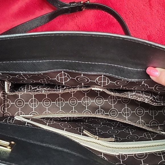 Henri Bendel Turn Lock Closure Purse - Picture 13 of 13